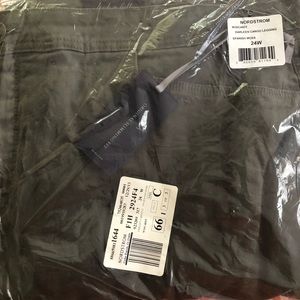 NWT NYDJ Women’s Cargo leggings 1 of 4